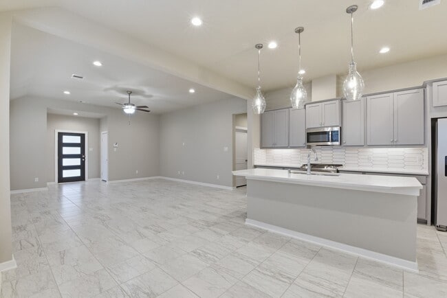 Building Photo - 24227 Tallgrass Mdw Trl