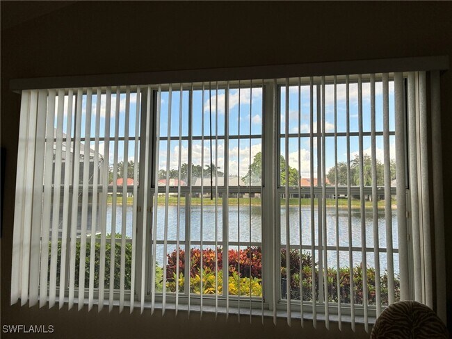 Building Photo - 163 Vista Ln