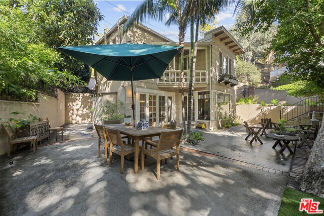 Primary Photo - 2377 N Beverly Glen Blvd