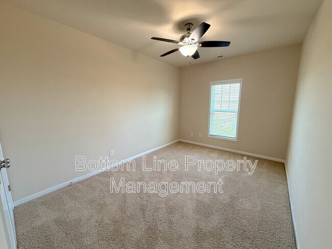 Building Photo - 9625 Camberley Ave NW