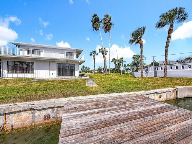 Building Photo - 497 Normandy Rd