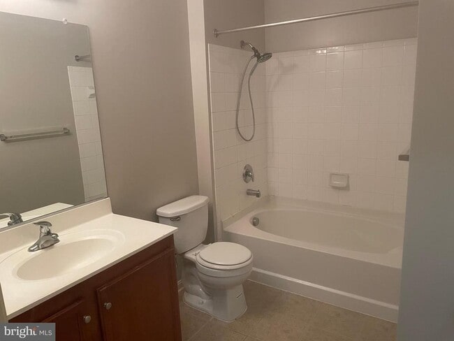 Building Photo - 2665 Prosperity Ave