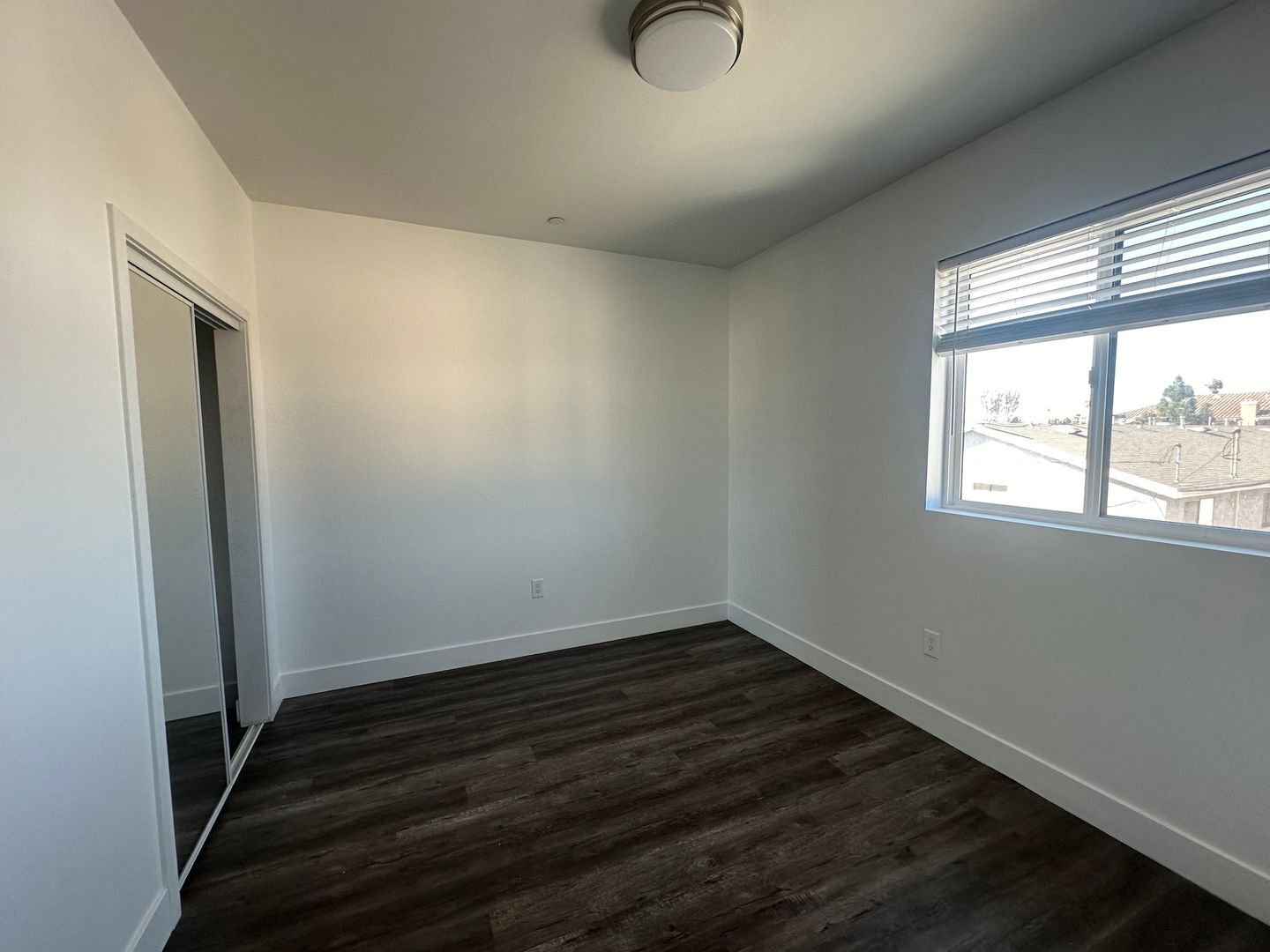 Building Photo - 1623 W 208th St