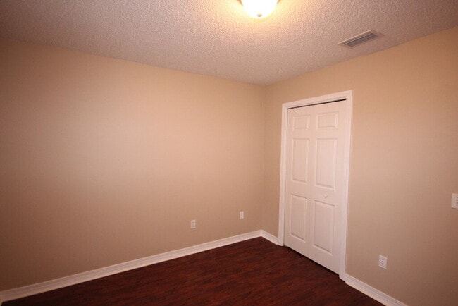 Building Photo - Central Milton 3-Bedroom Home in Top-Rated School District Minutes to I-10 & Whiting Field