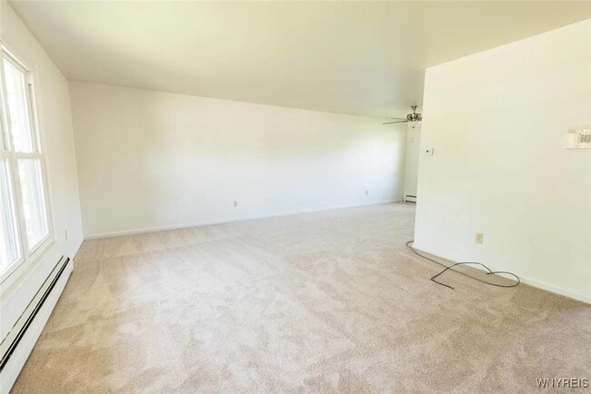Building Photo - 40 Dalewood Dr
