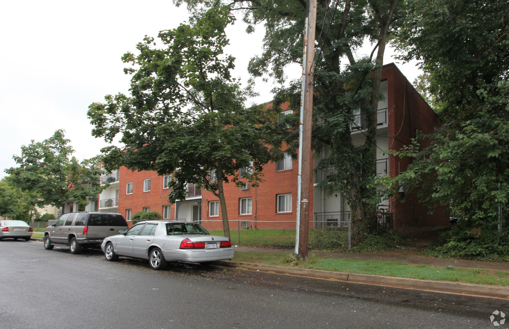 Building Photo - 1721 T St SE
