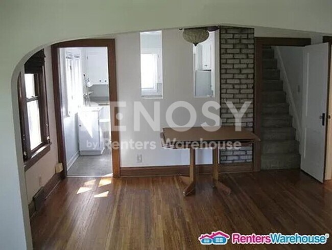 Building Photo - Beautiful 3bed/1bath