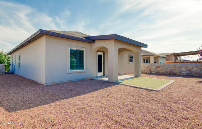 Building Photo - 14700 Harry Flournoy Ave