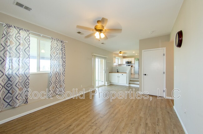Building Photo - 9902 Cherry Wood Ln