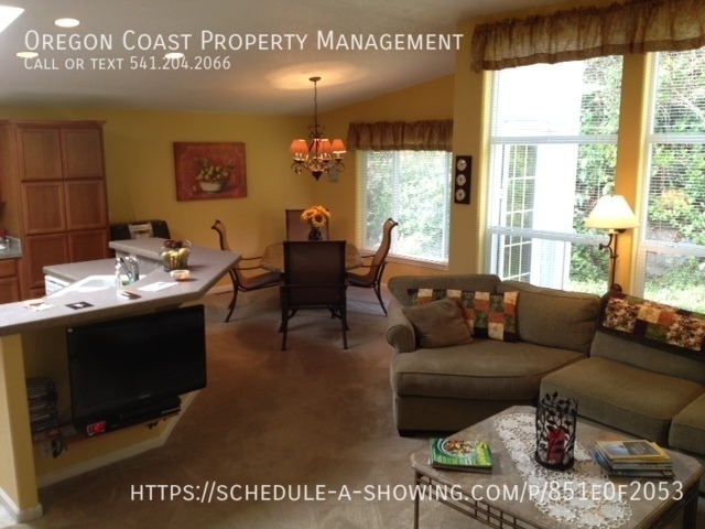 Building Photo - Furnished Heron Loop Single Level House in...