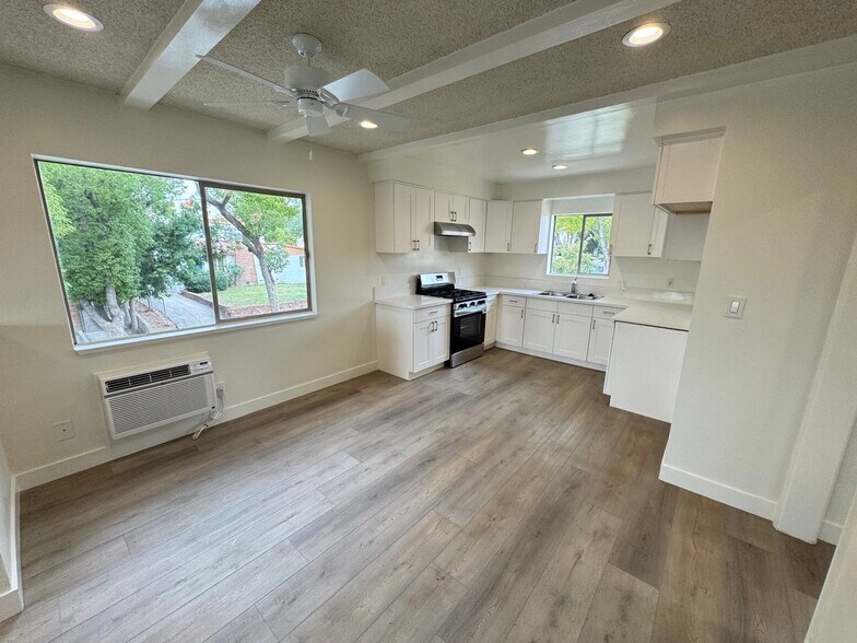 Building Photo - 1152 Ruberta Ave