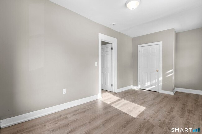 Building Photo - 22 Wolcott St