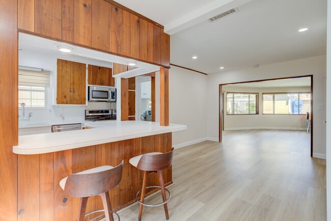 Building Photo - 12657 Everglade St