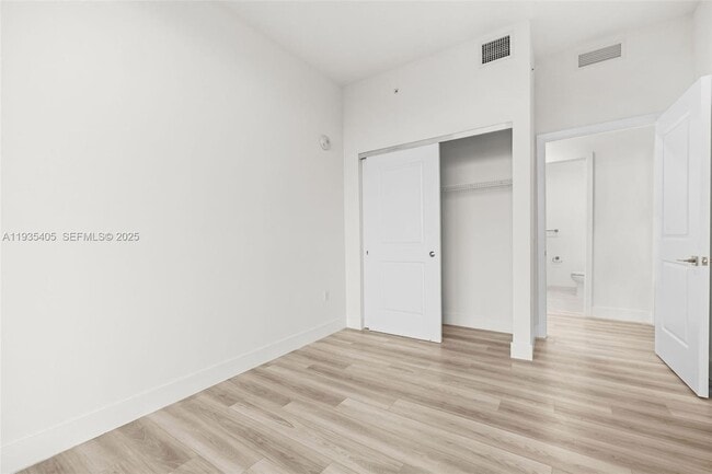 Building Photo - 101 Diplomat Pkwy