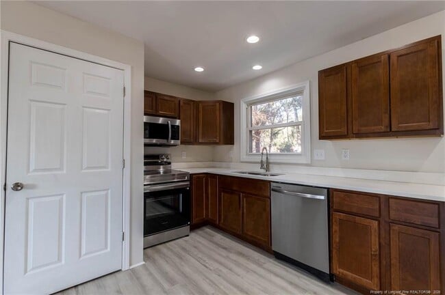 Building Photo - 226 Odell Rd