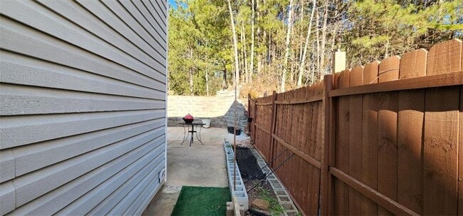 Building Photo - 3825 Jackson Shoals Ct SW