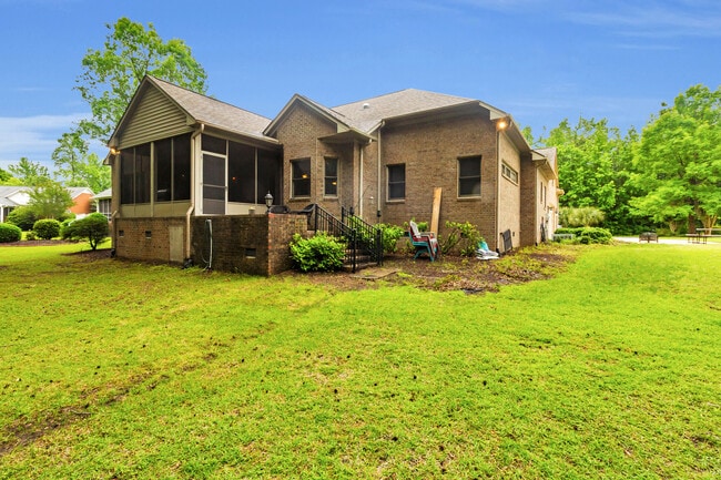 Building Photo - 106 Brugg Ct