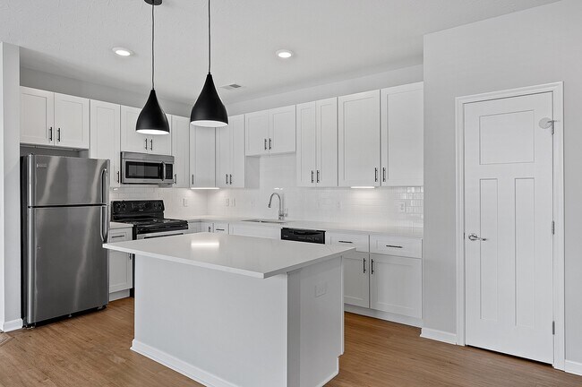 Floorplan - Monmouth Row Apartments