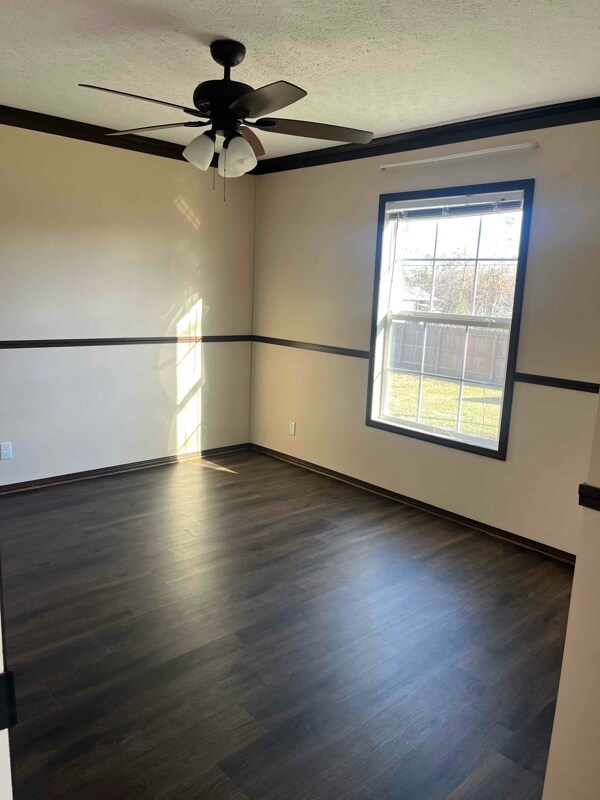 Building Photo - 7720 Hwy 2301