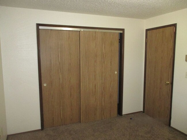 Building Photo - Paige - 13104