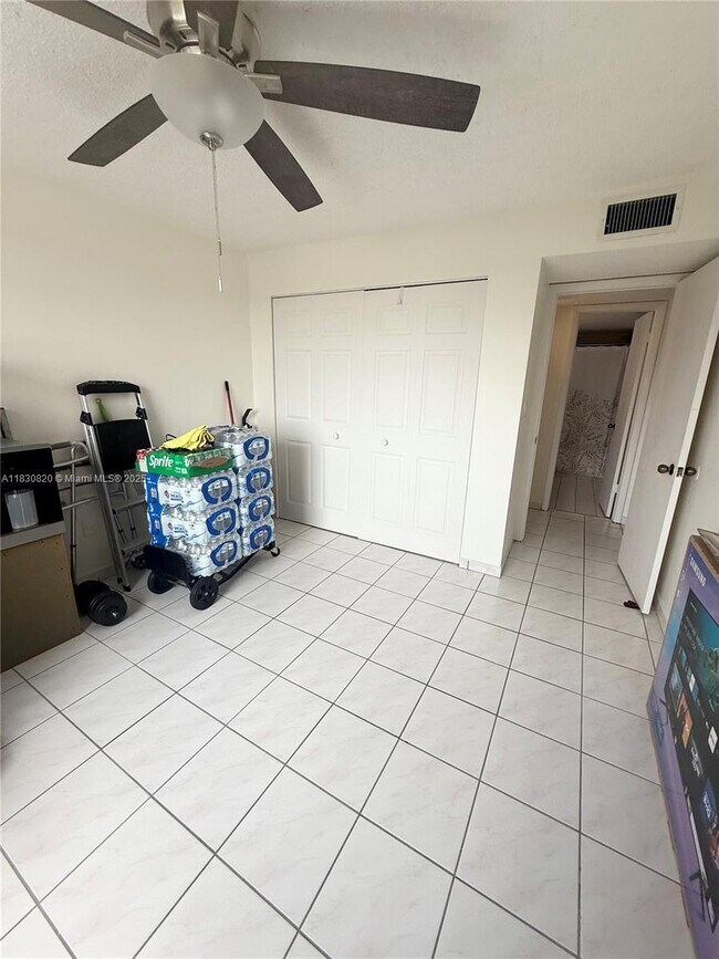 Building Photo - 14250 SW 62nd St