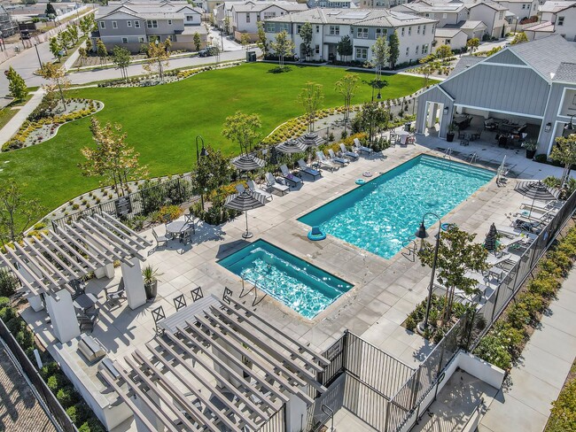 Building Photo - Amazing New Construction House!