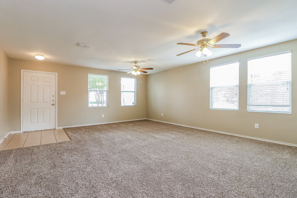 Building Photo - 4013 Foxhound Ln