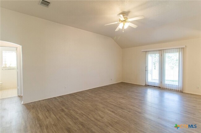 Building Photo - 4514 Hondo Dr