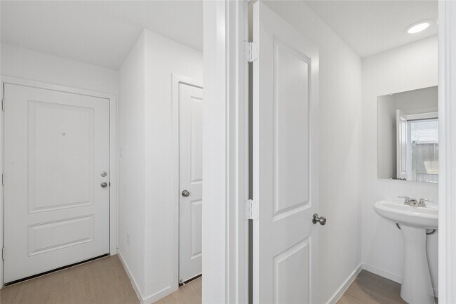 Building Photo - 18242 Via Aurelia Dr