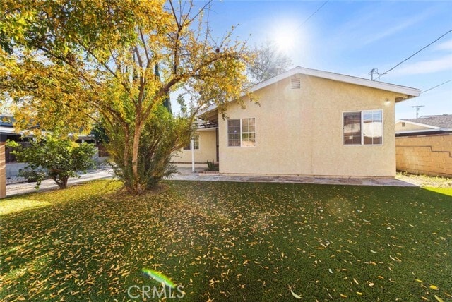 Building Photo - 19148 Saticoy St
