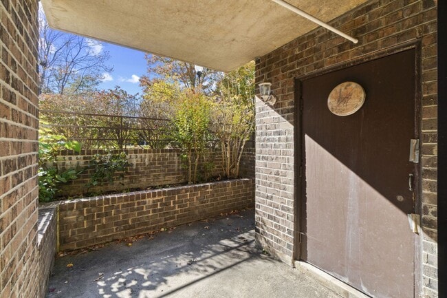 Building Photo - 2 bedroom 2 full bath condo in Annapolis - Ready Now!