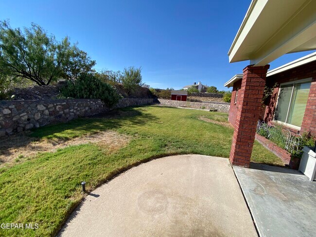 Building Photo - 7283 Luz De Paseo Ct