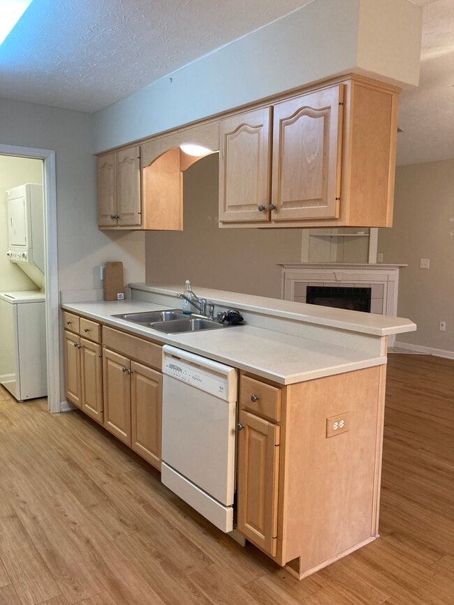 Building Photo - 106 Walnut Trace Cir