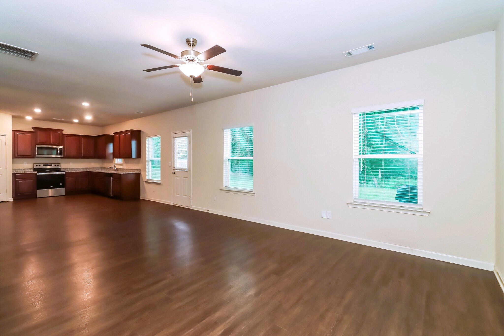 Building Photo - 134 Innis Brk Cir