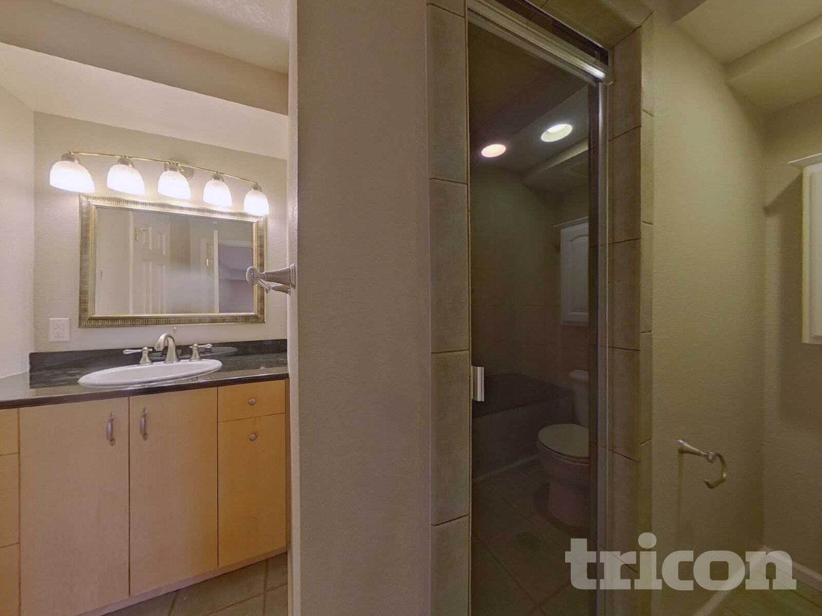 Building Photo - 8566 S Lewis Way