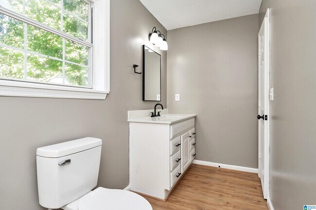 Building Photo - 3719 Gray Oaks Dr