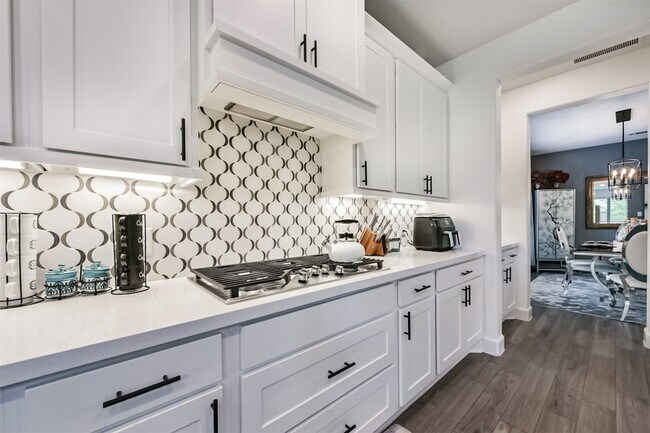 Building Photo - 27208 Starry Oaks Dr