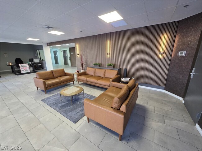 Building Photo - 3930 University Center Dr