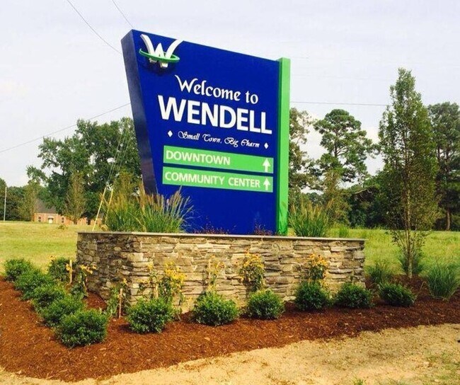 Building Photo - 3 bedroom close to Downtown Wendell