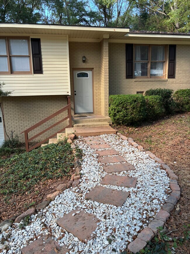 Primary Photo - 410 Etowah Ave