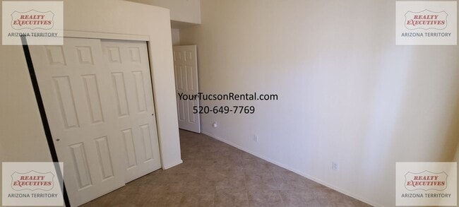 Building Photo - Starr Pass Shadows 4 bedrooms and 2 bathrooms