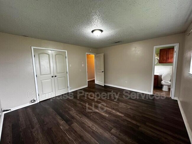 Building Photo - 179 Weldon Dr