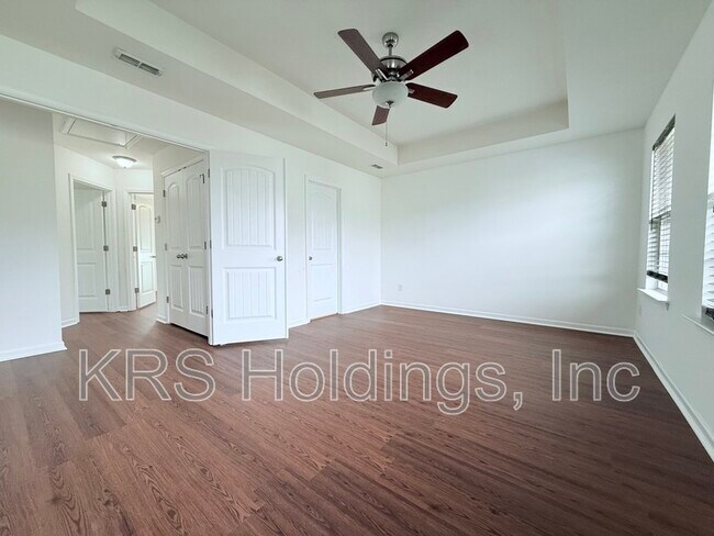 Building Photo - 2736 Shepherd Valley St