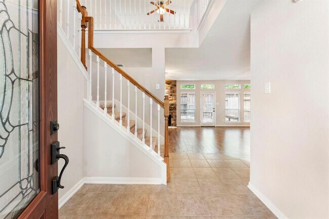 Building Photo - 46 Alderon Woods Pl