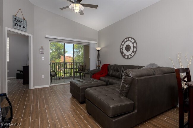 Building Photo - 15430 Bellamar Cir