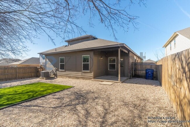 Building Photo - 1700 Atlantica St