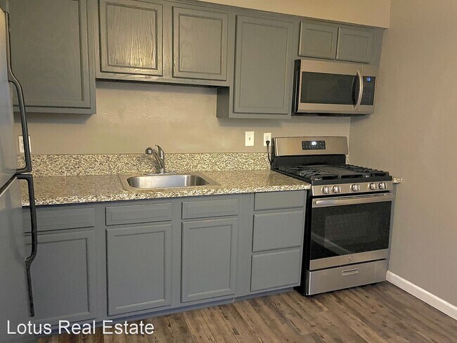 Building Photo - 2 br, 1 bath House - 2323 N 39th Ave.