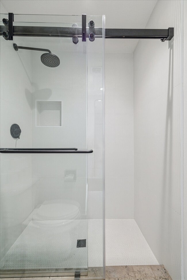 Building Photo - 7703 Bobbitt Ln