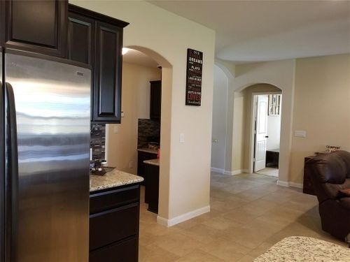 Building Photo - 2425 Muzzie Ln