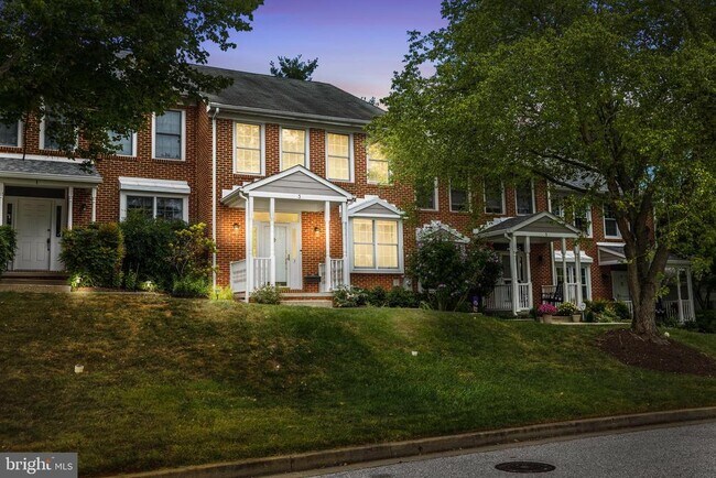 Building Photo - 3 Iron Mill Garth